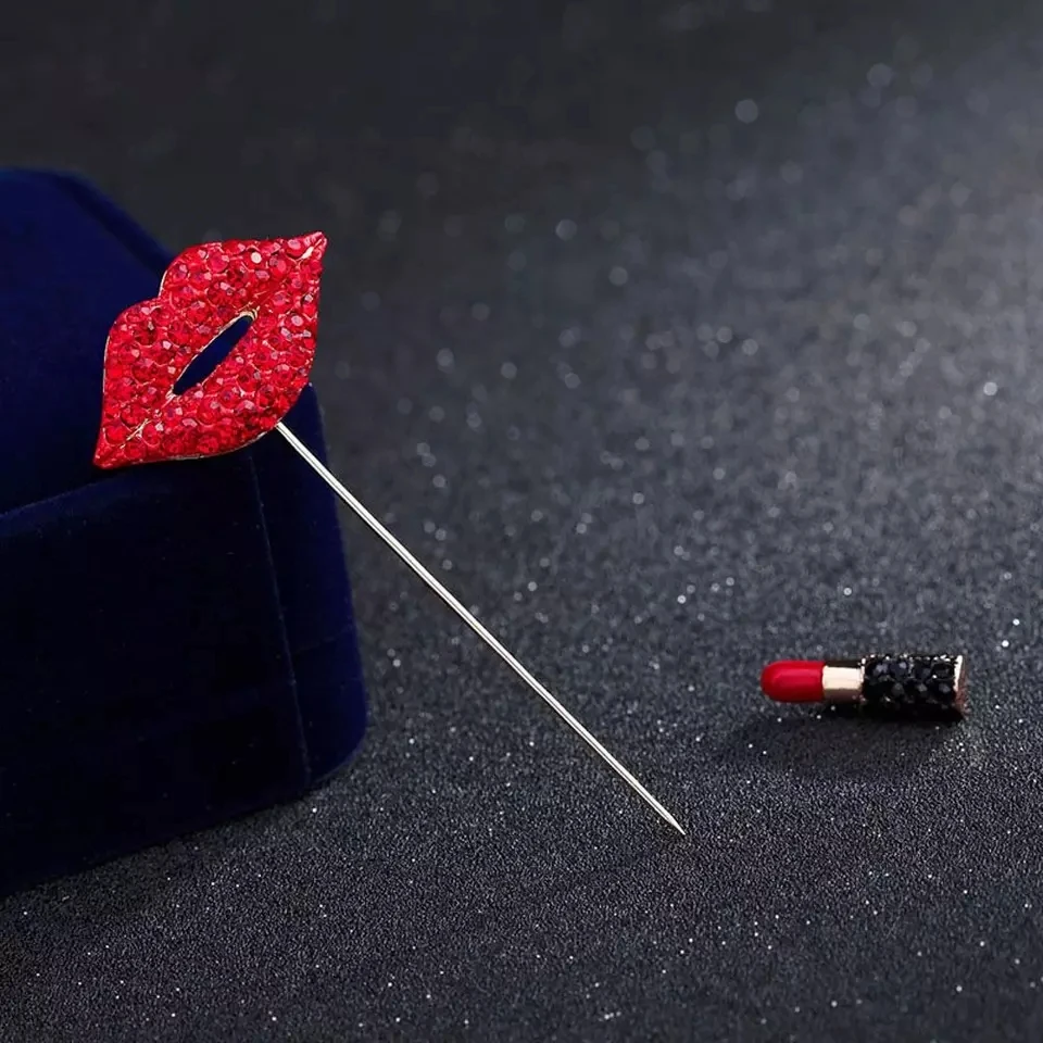 Brand New Lips Brooch image indicator(3)