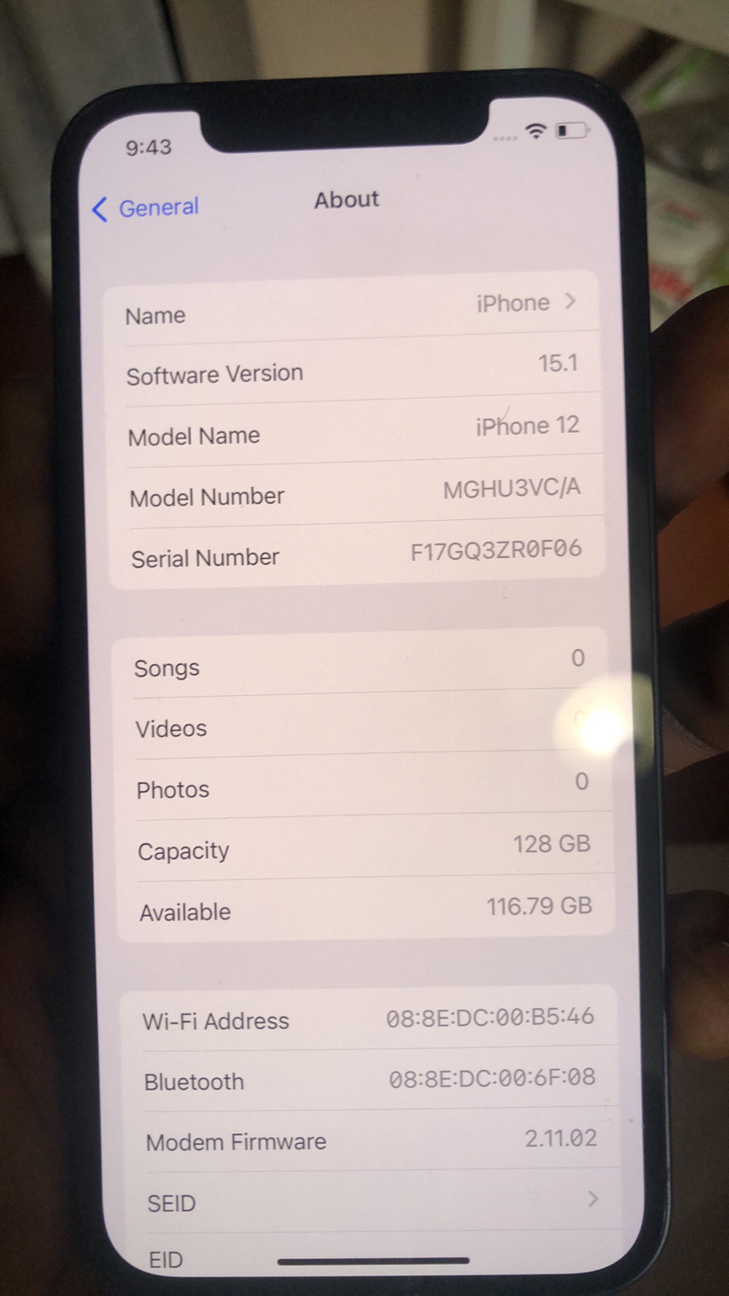 iPhone 12 - photo 3
