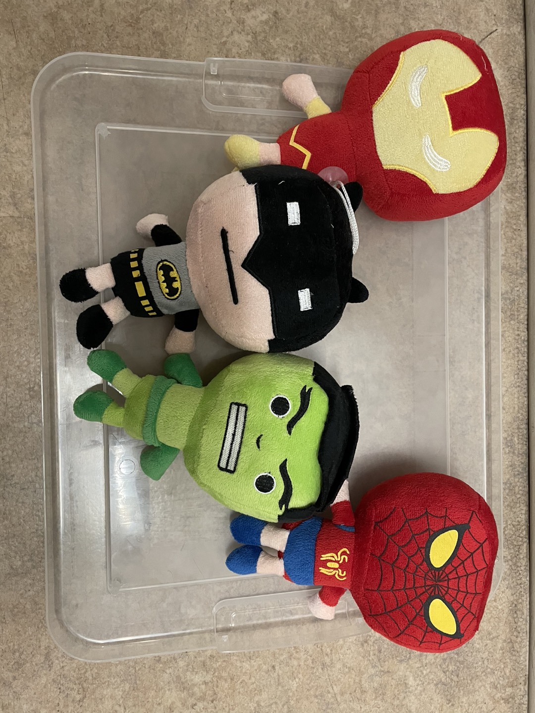🎁 Assorted stuffed toys thumbnail