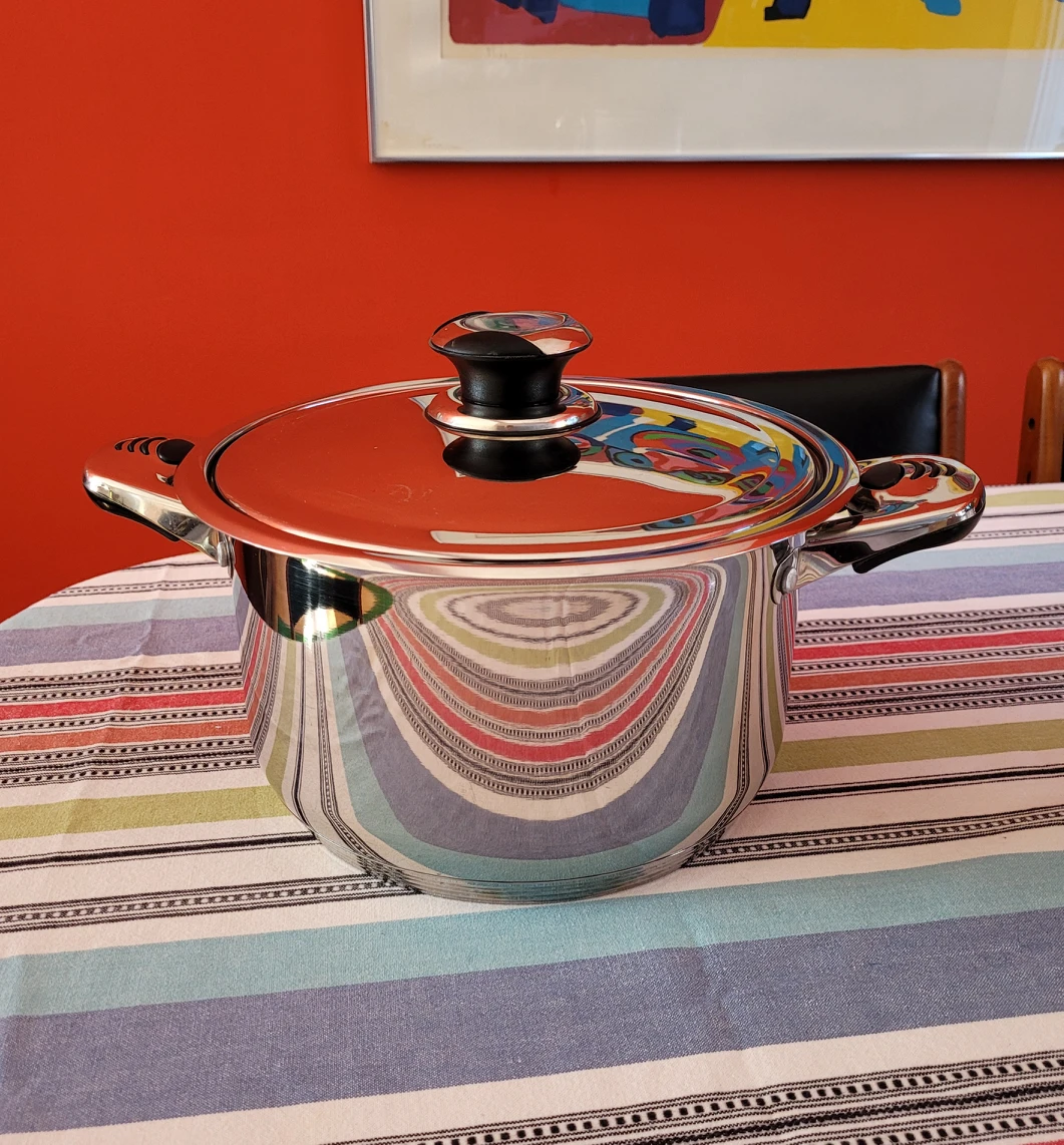 Large Carl Weill cooking pot