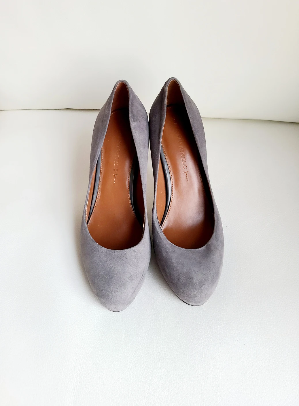 Banana Republic Grey Heels thumbnail