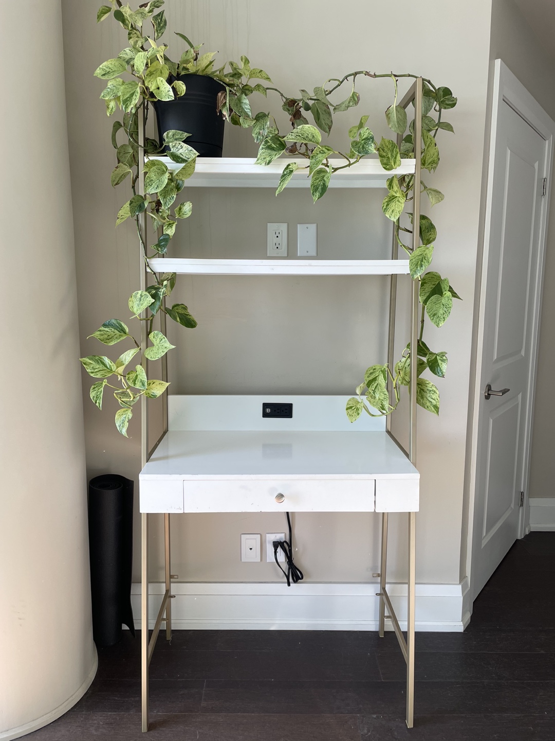 Desk Shelving Unit with Golden Metal Frame - photo 2