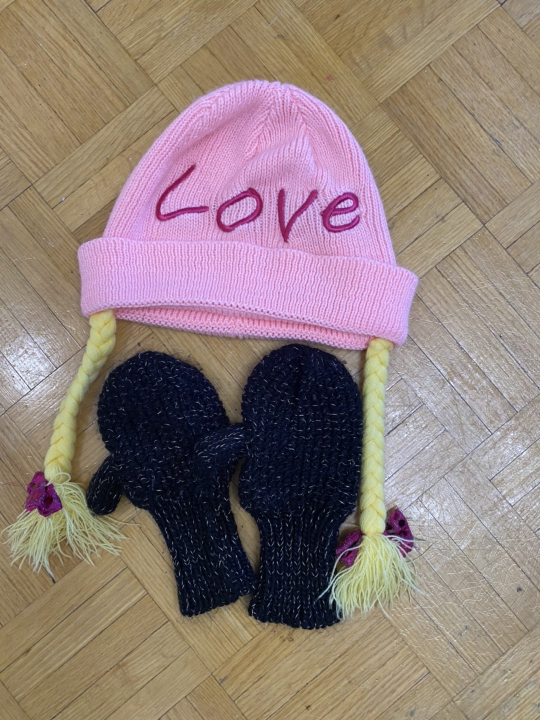 Winter hat and mittens #freecycle