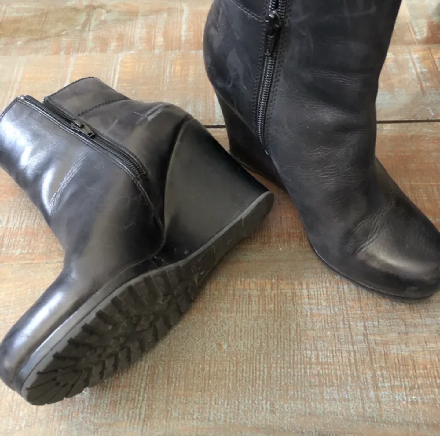 All leather wedge boots Sz.9 image indicator(2)