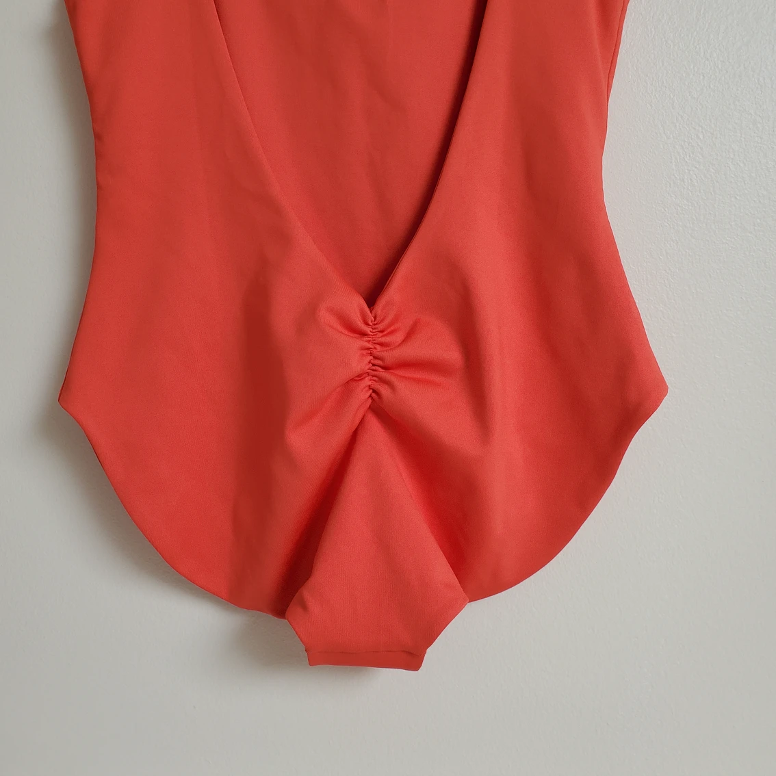 NWT Londre Minimalist Red Cheeky Bathing Suit - photo 4