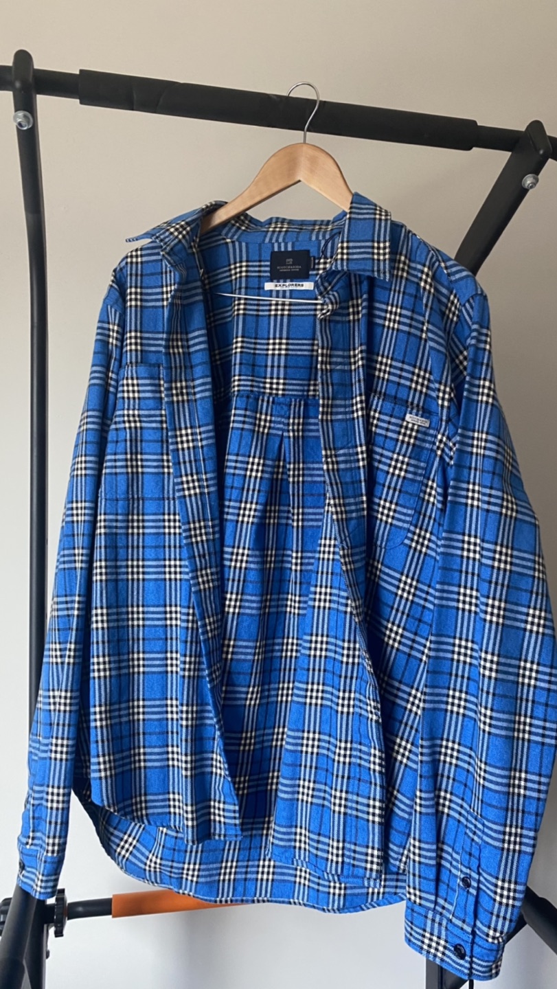 Large men’s clothes (Scotch & Soda, Urban Outfitters, Stussy)