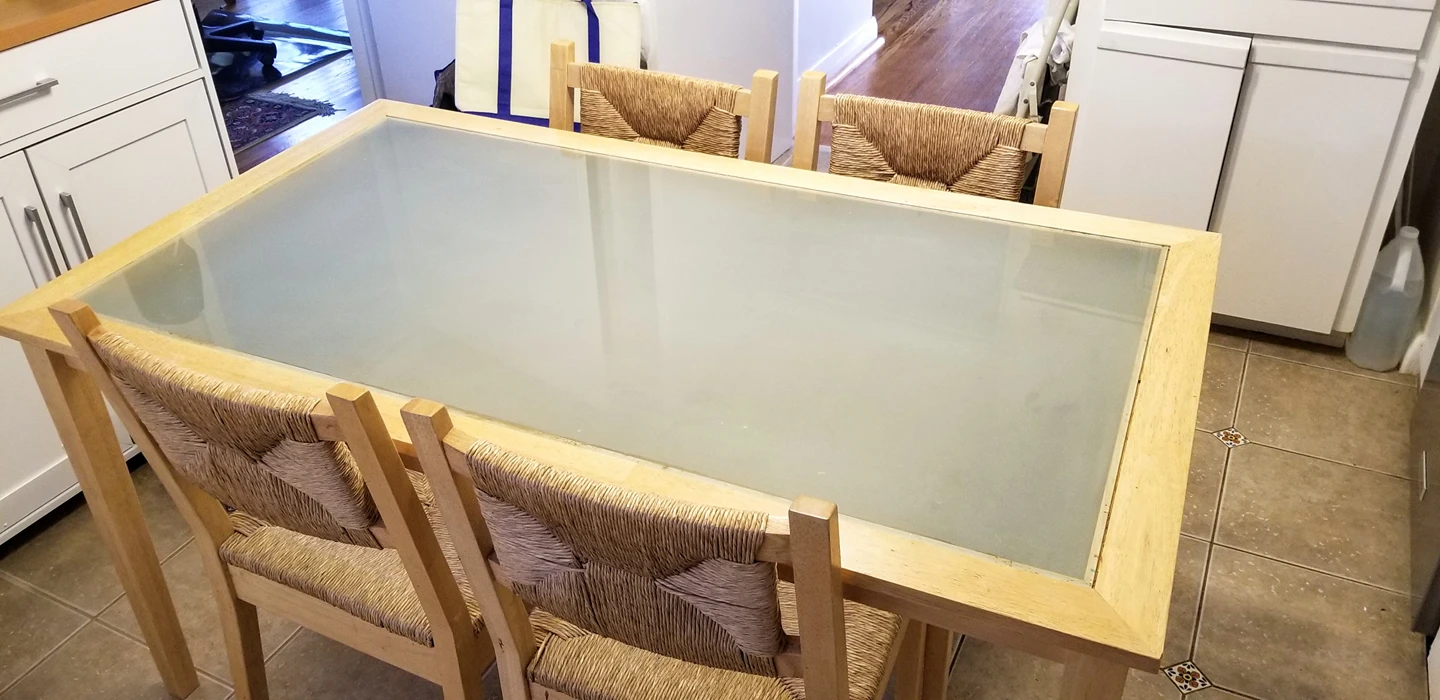 Dining/kithen table