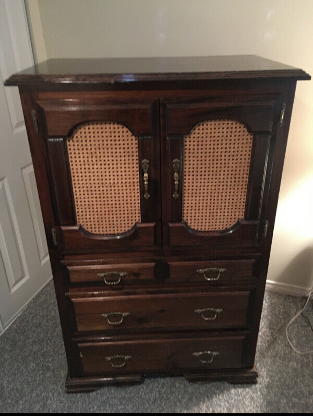 VINTAGE SOLID PINE DRESSER FOR SALE!! - photo 2