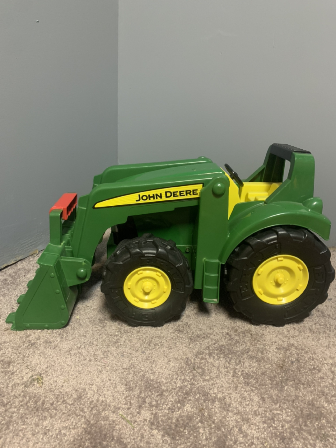 John Deere tractor thumbnail
