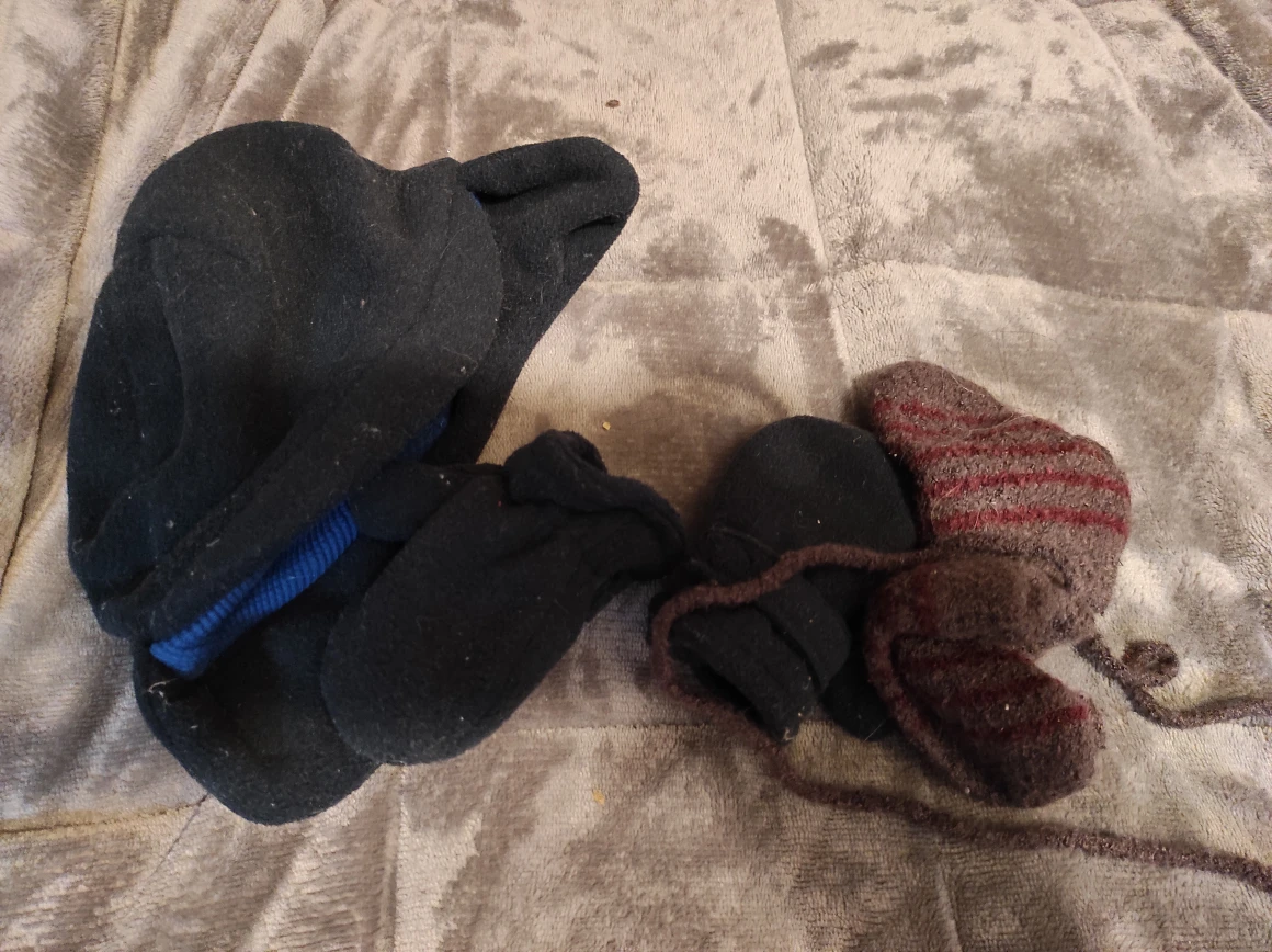 hats and mitts #freecycle