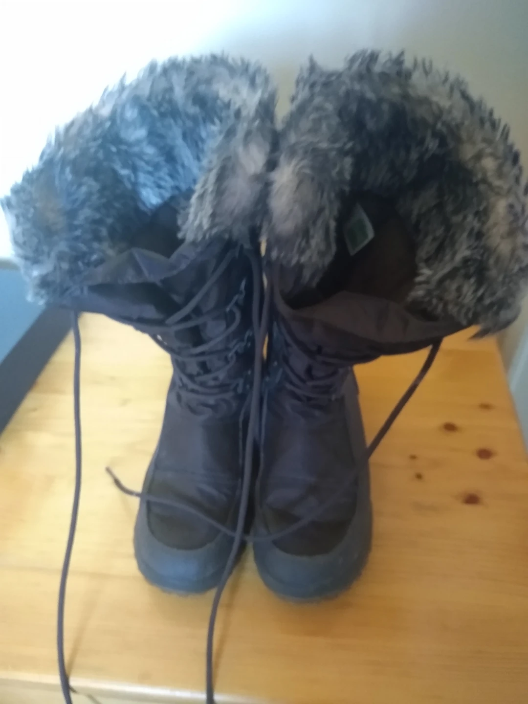 COUGAR Size 8 Winter Boots image indicator(2)