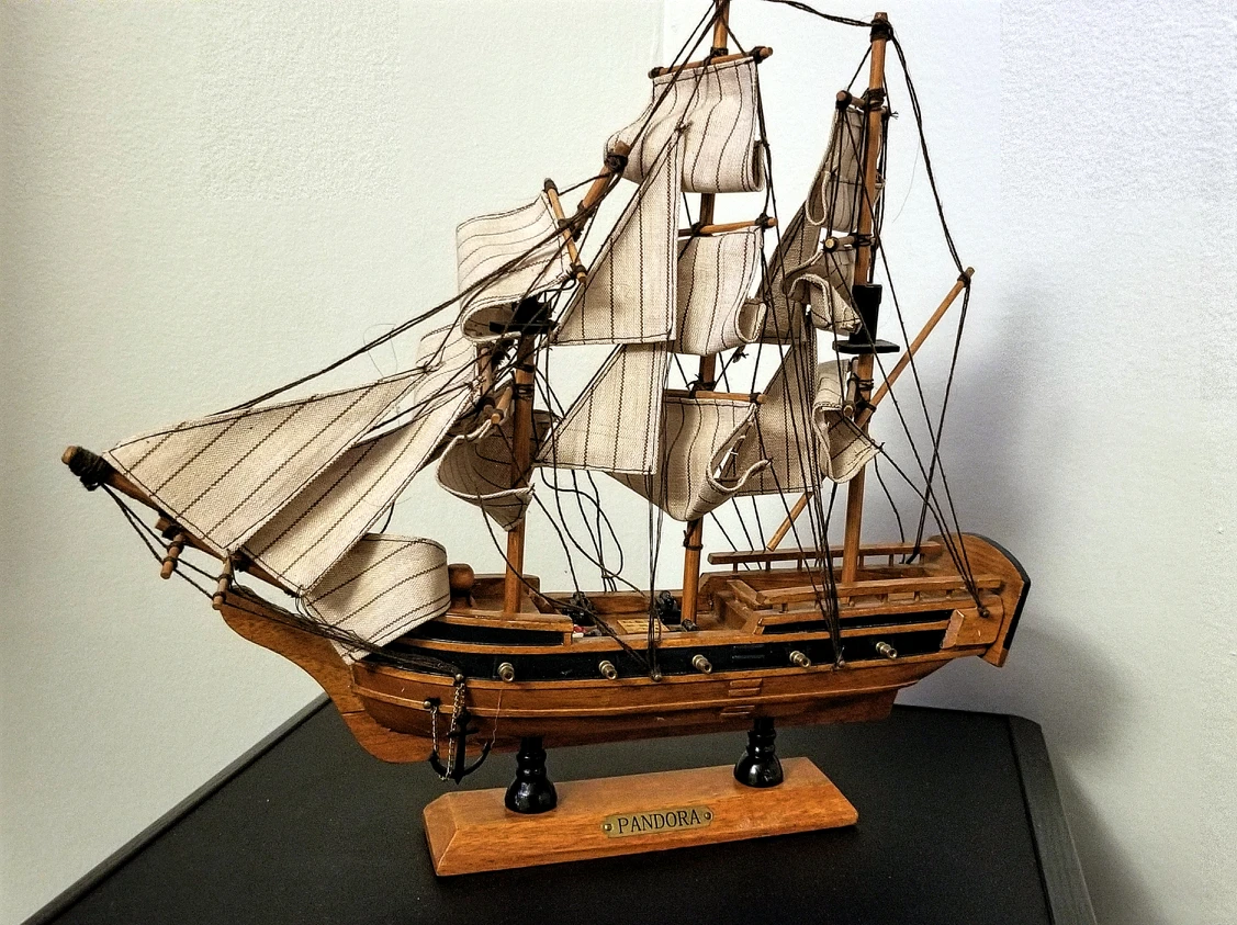 Sailboat Mantle decorative piece - photo 2