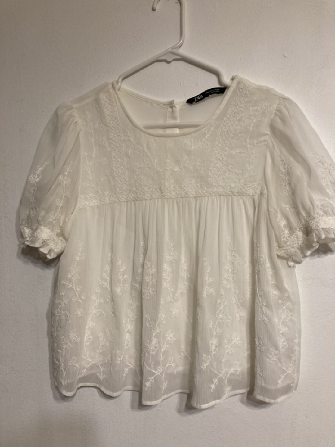 Zara (M) thumbnail