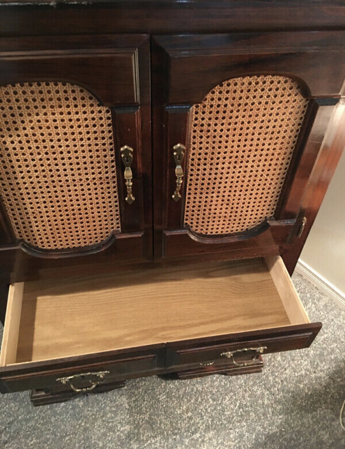 VINTAGE SOLID PINE DRESSER FOR SALE!! - photo 3