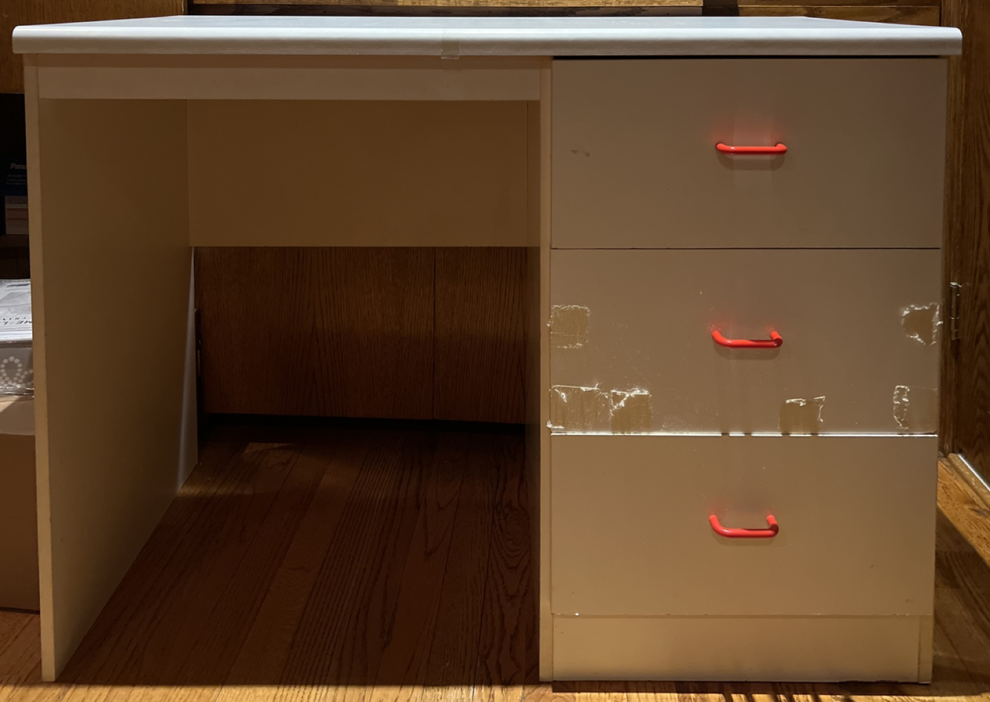 White Desk with 3 drawers