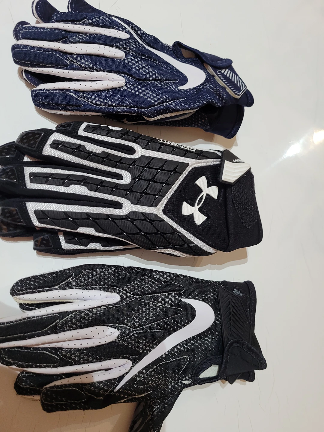 football  gloves 3 pairs