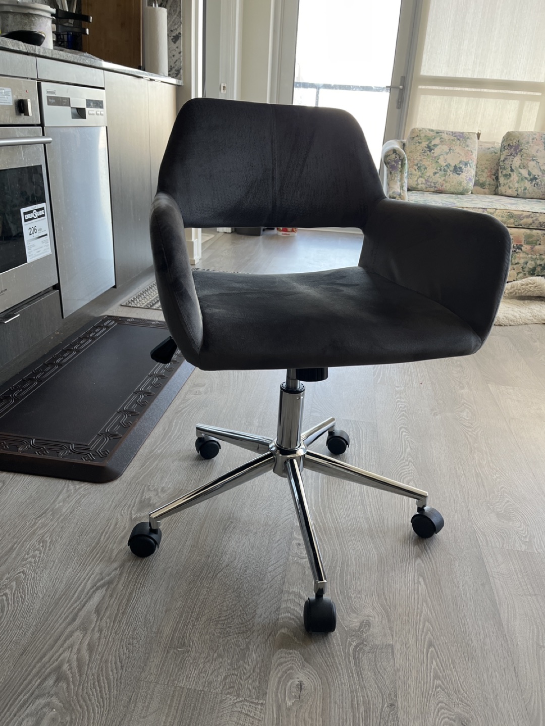 Office chair thumbnail