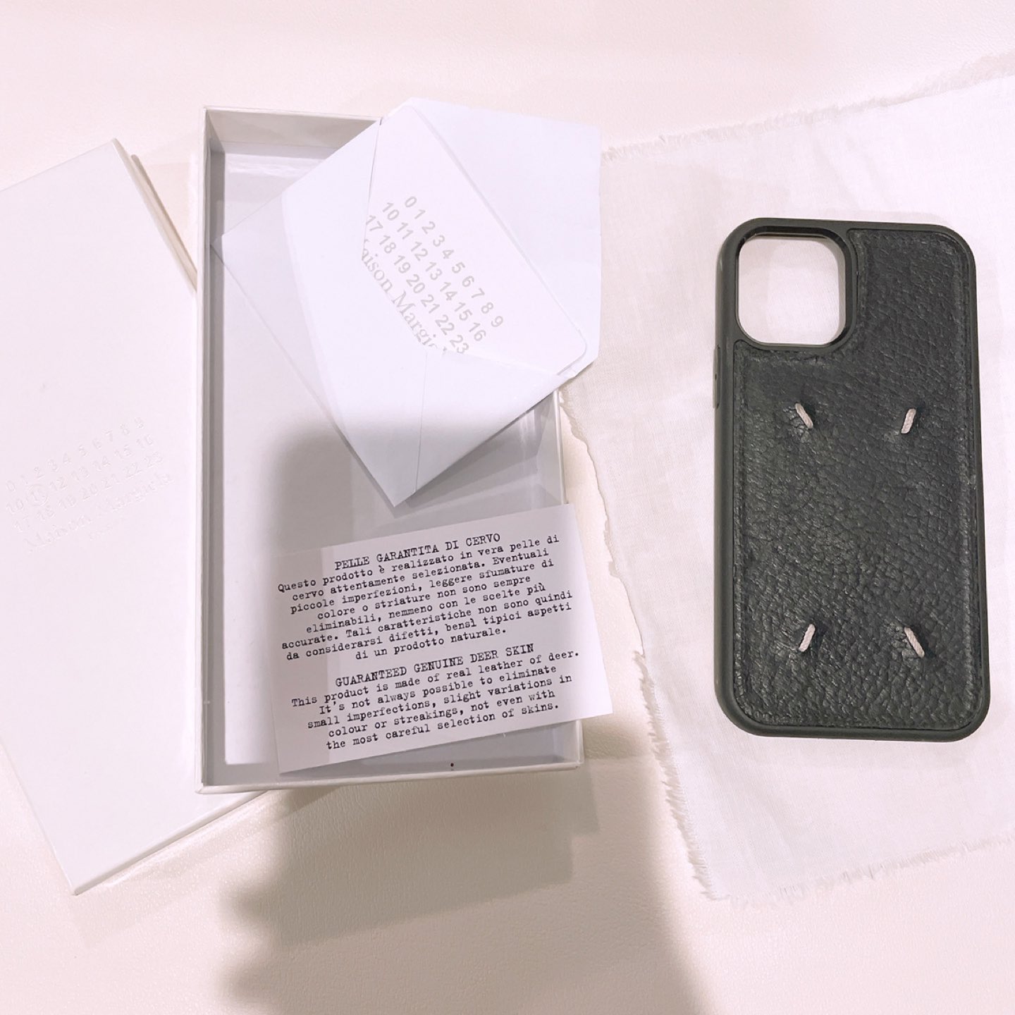 Maison Margiela - iPhone 12 Pro / iPhone 12 case - photo 2