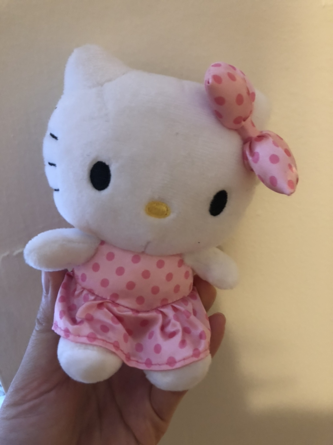 Hello Kitty doll (small) thumbnail