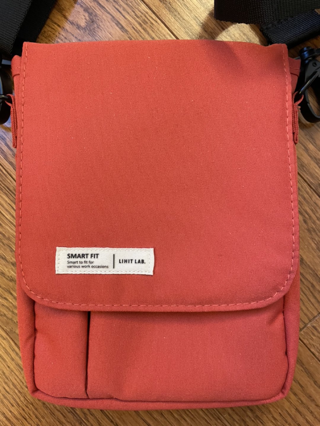 Lihit Lab smart fit carrying pouch A6 size - photo 2
