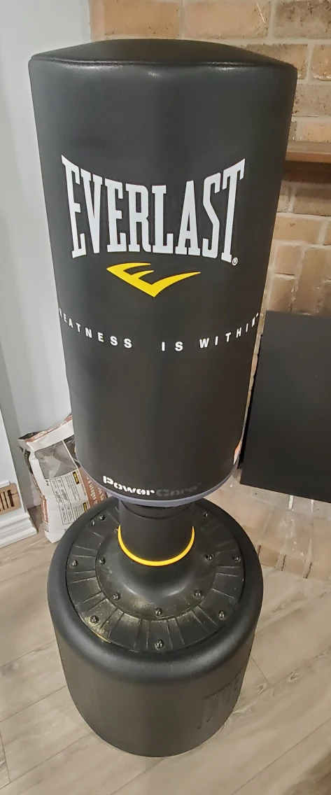 Everlast Freestanding Heavy Bag thumbnail