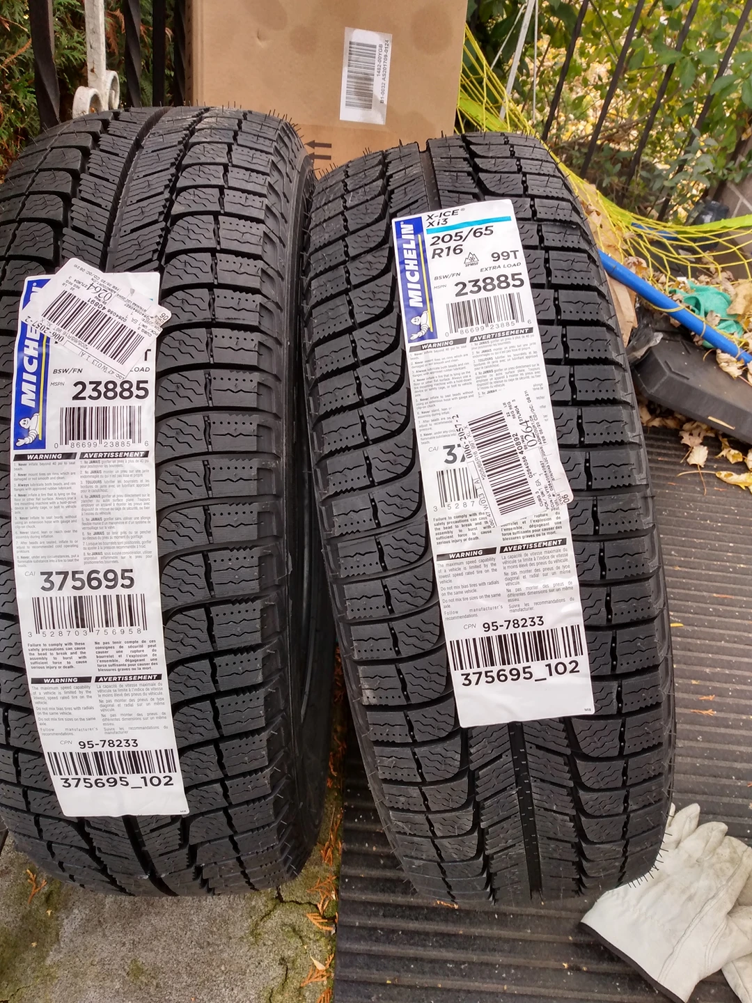 FOUR BRAND NEW 205 65 R16 Michelin X-ICE xi-3 image indicator(2)