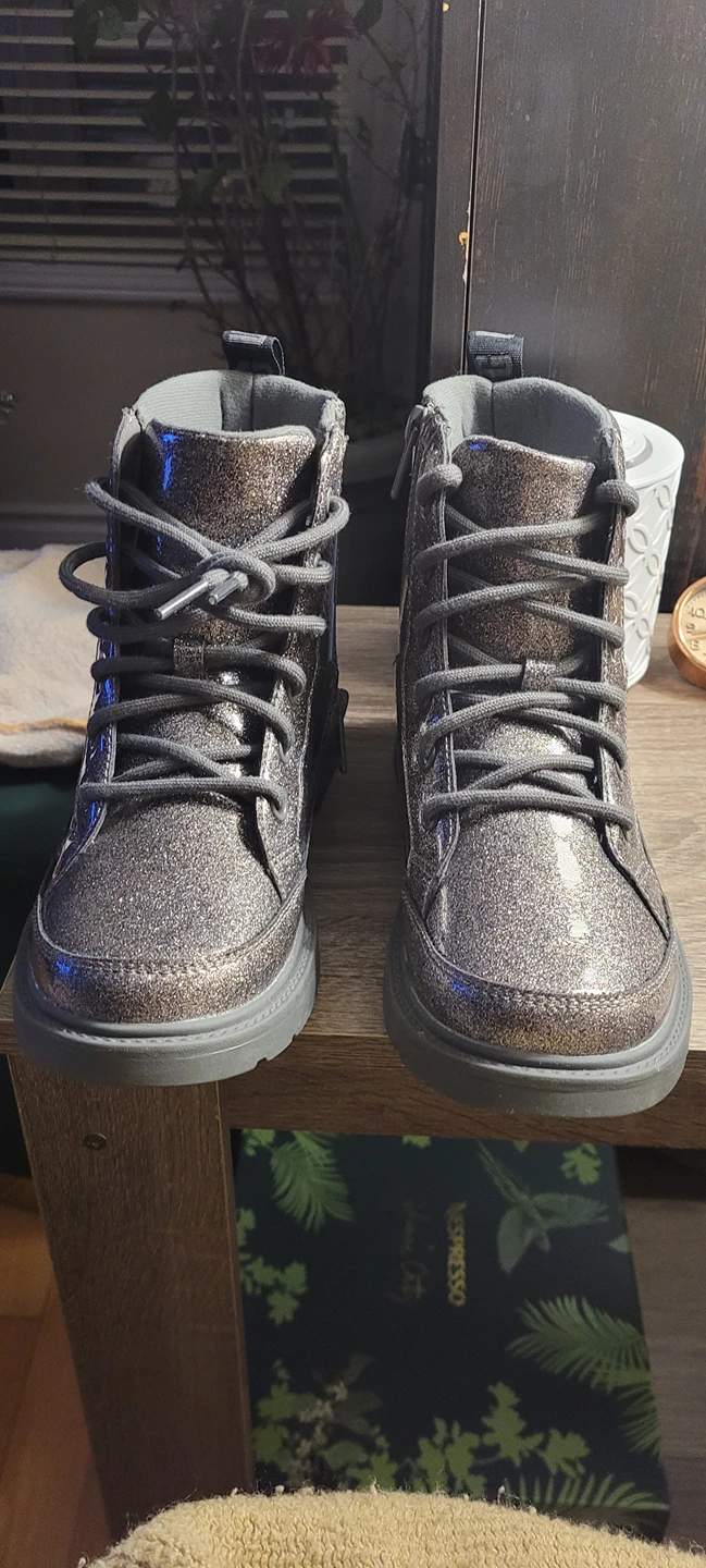 UGG  Robley Glitter  kids size 3 thumbnail