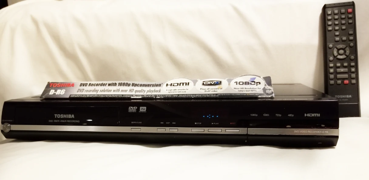Toshiba DVD Recorder D-R6 - photo 2