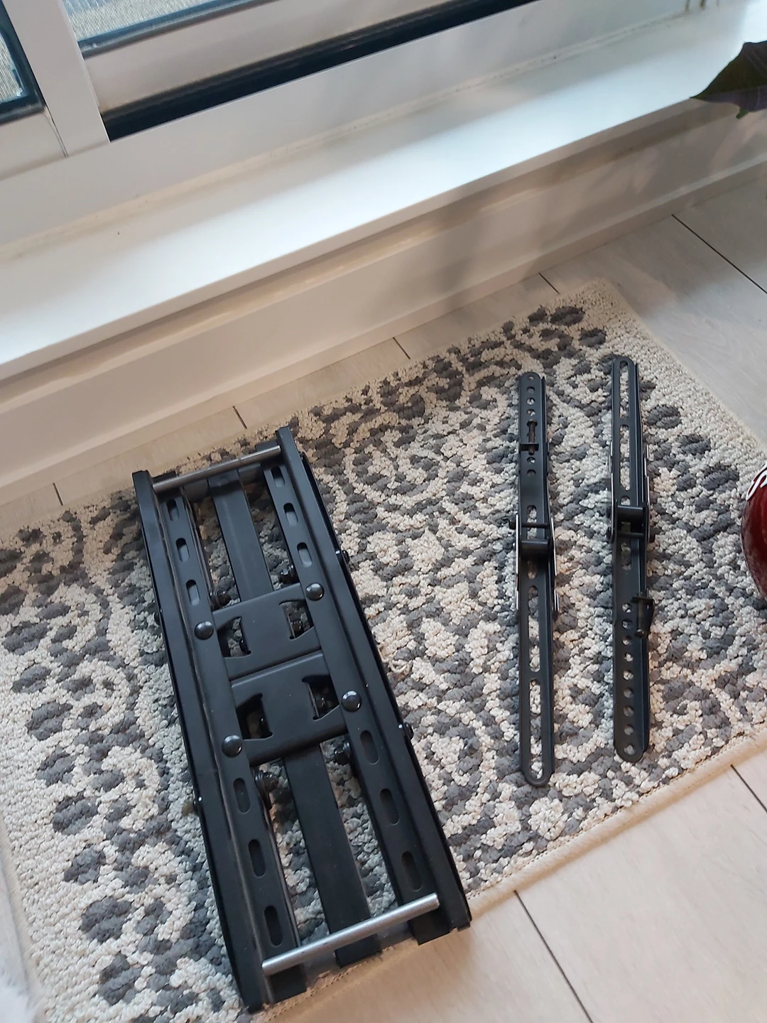 Tv rack #freecycle - photo 3