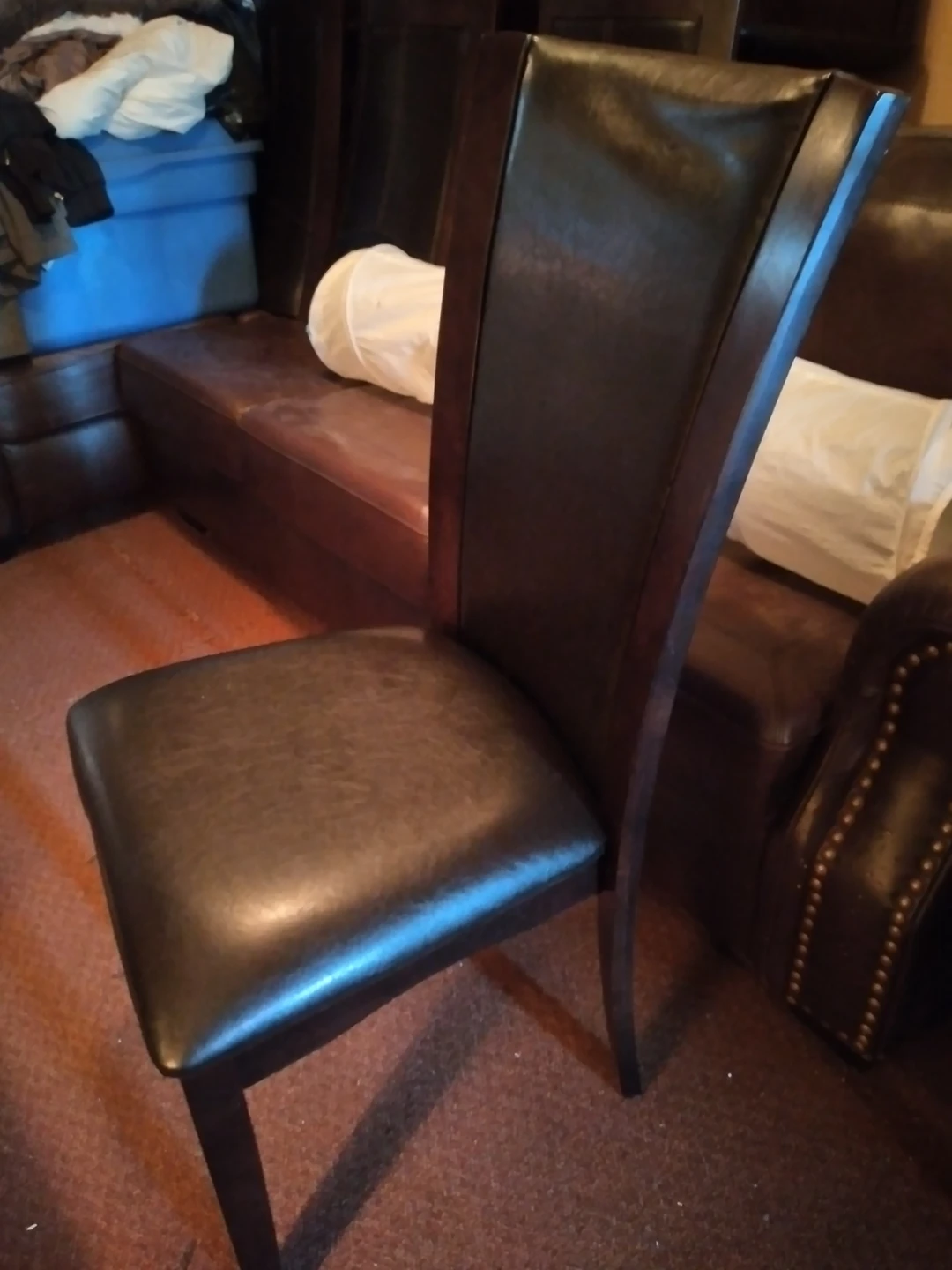 x6 Like New High Quality Leather Chairs Set thumbnail