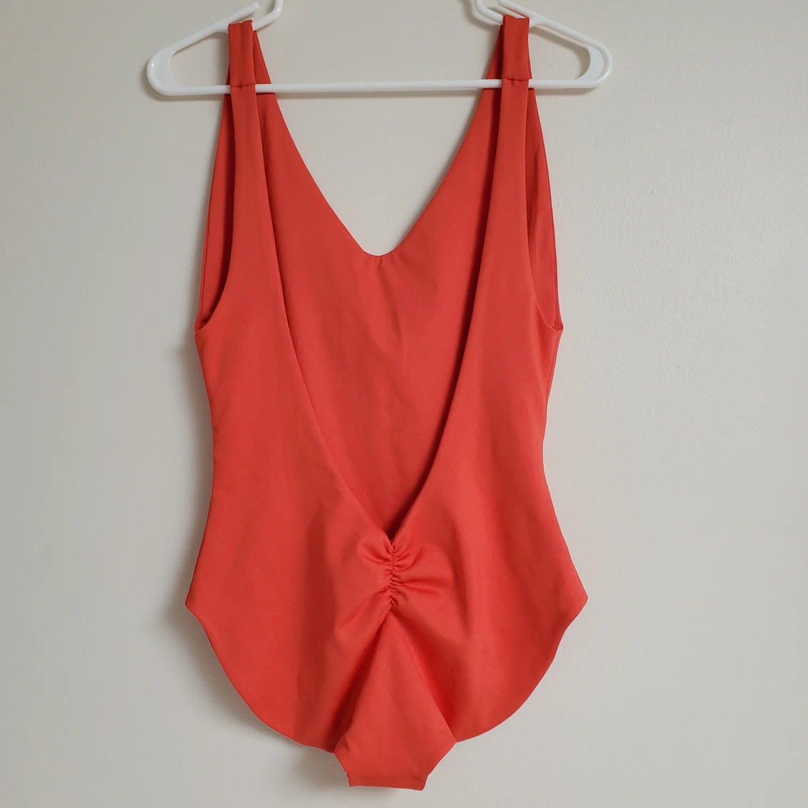 NWT Londre Minimalist Red Cheeky Bathing Suit - photo 3