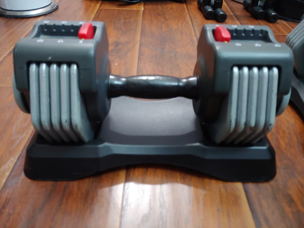 Adjustable dumbbell set - photo 3