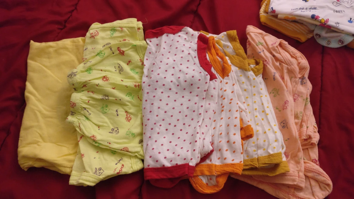 0-6 months baby clothes #freecycle thumbnail
