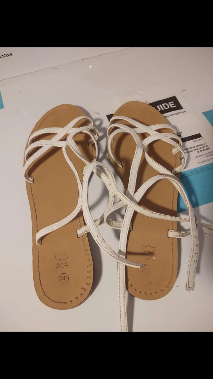 #freecycle Size 40 ladies sandals thumbnail