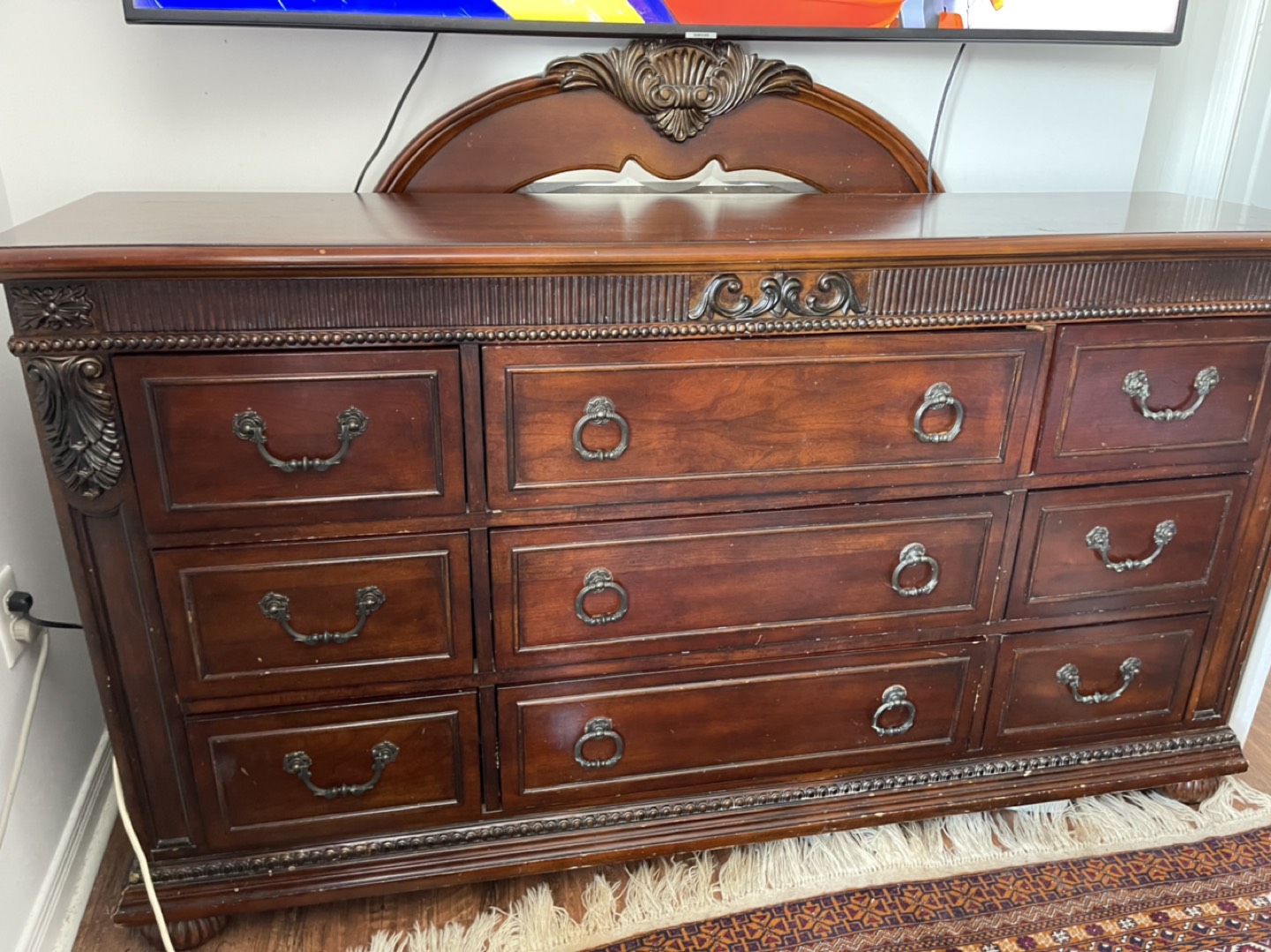 Queen bed, dresser with mirror - photo 5