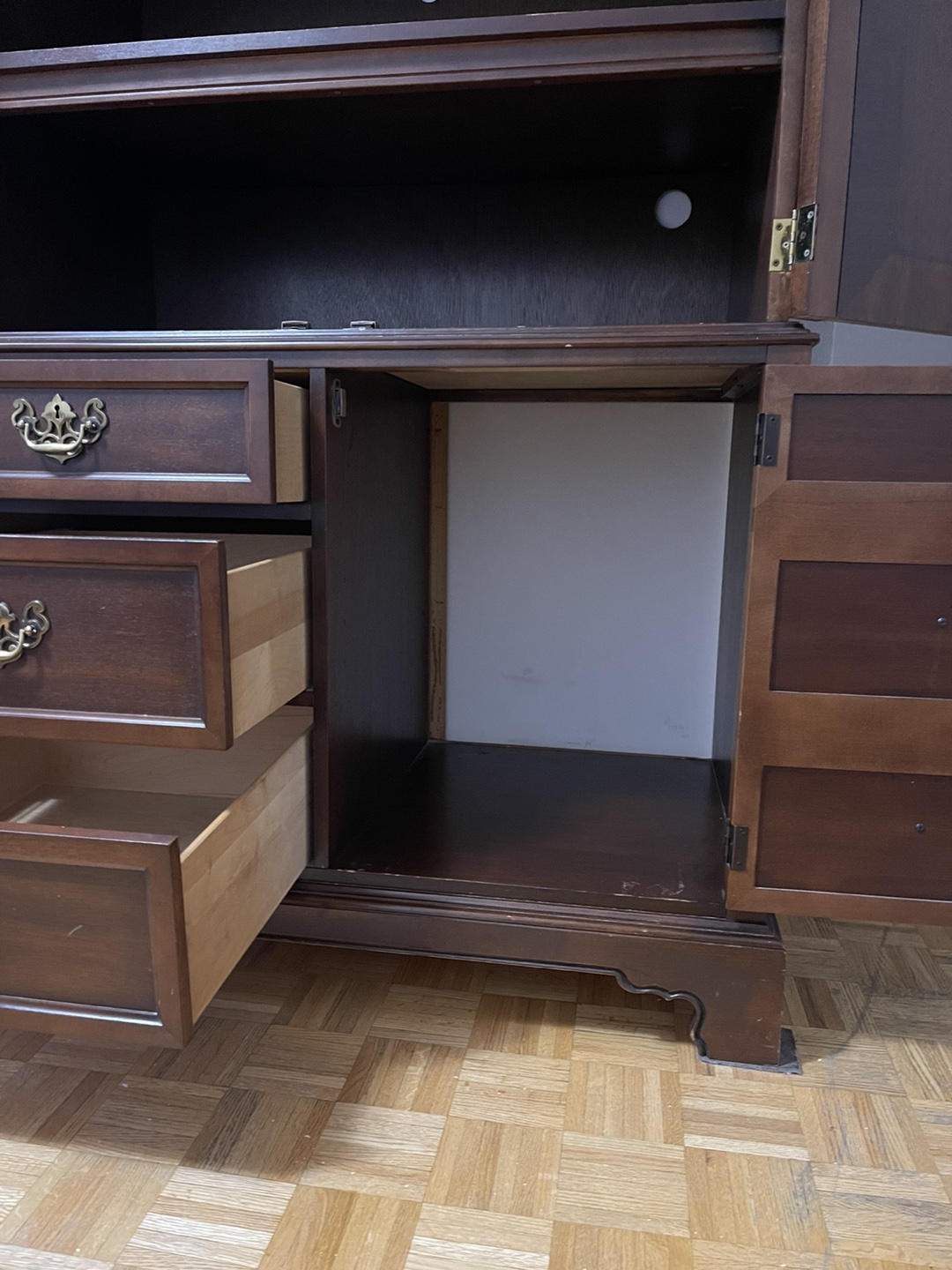 Hardwood Wardrobe - photo 4