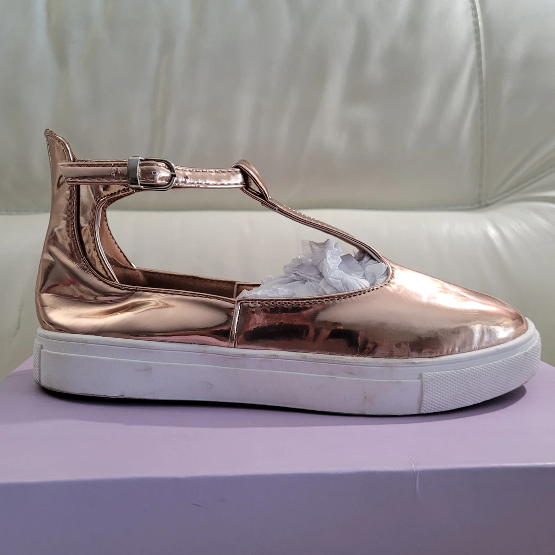 Rose Gold Flats T-strap image indicator(3)