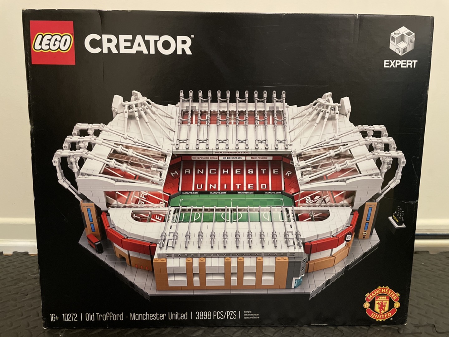 [Brand New]Lego - Old Trafford - Manchester United