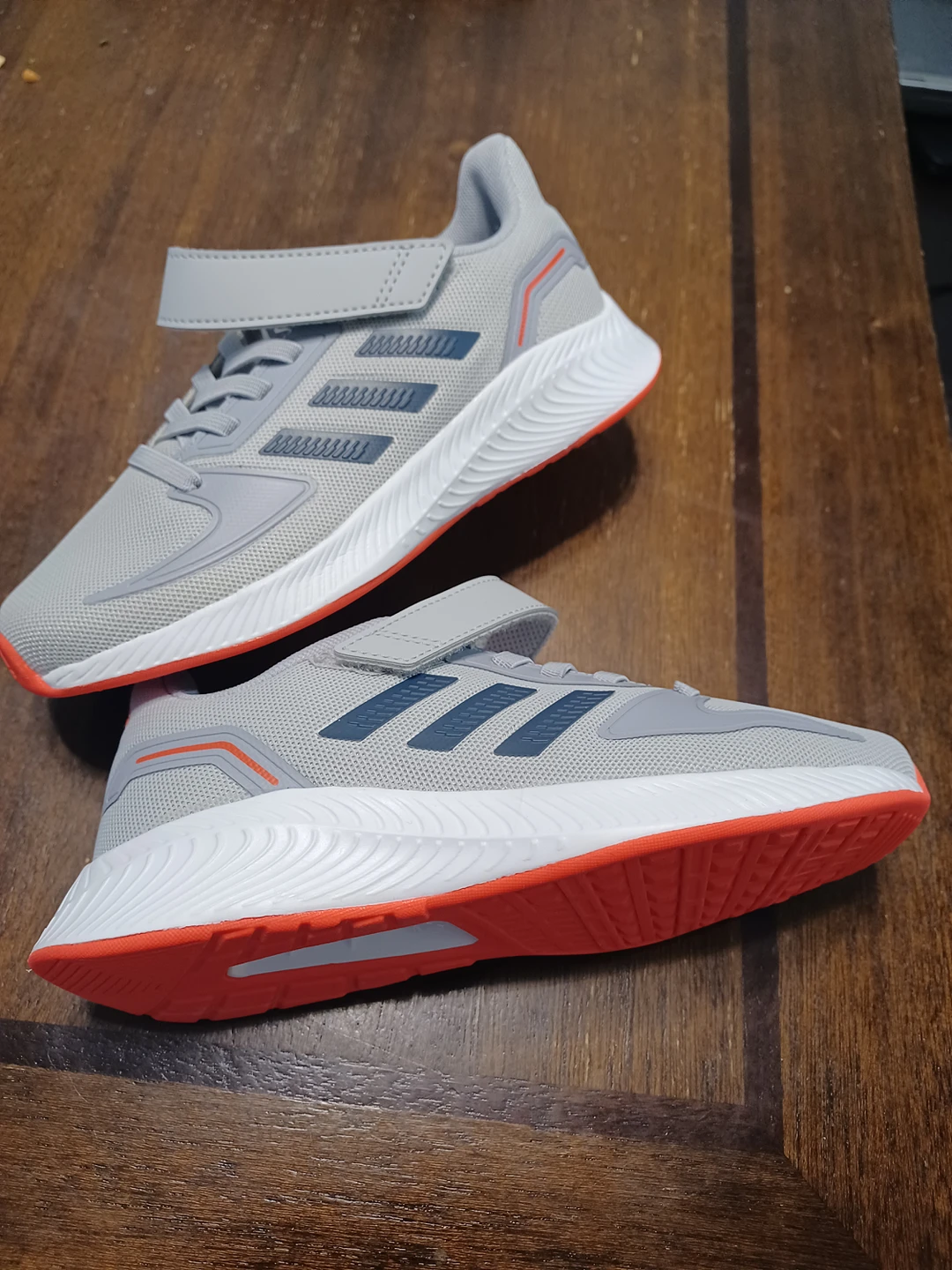 Limited Edition Adidas RunFalcon 2.0 NIB 🏅