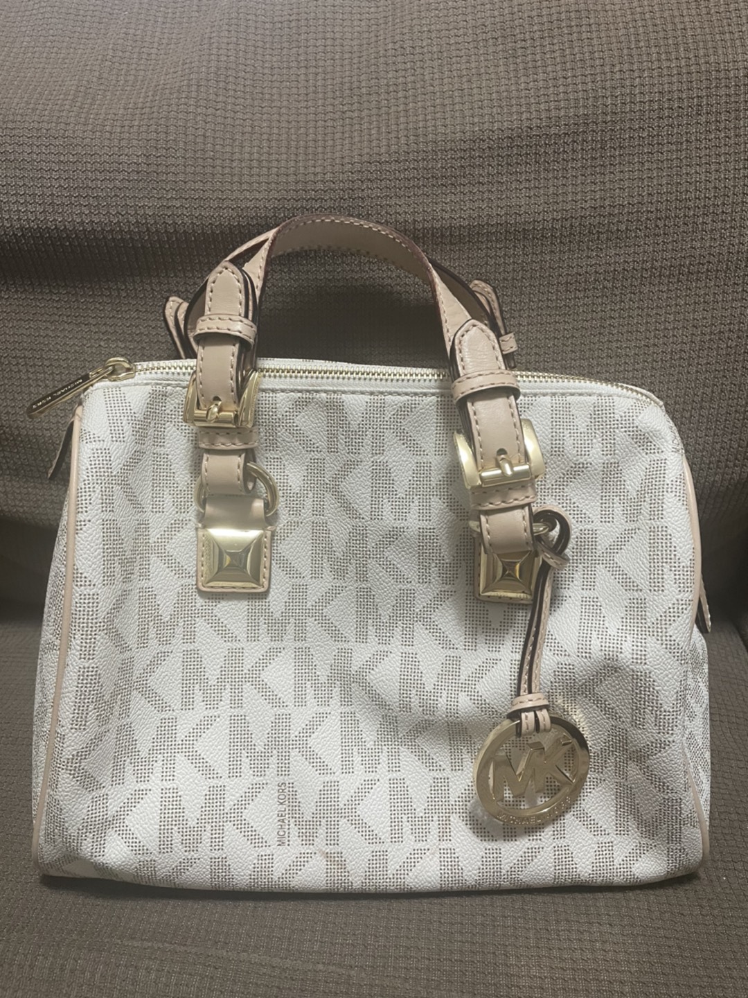 MK Handbag thumbnail
