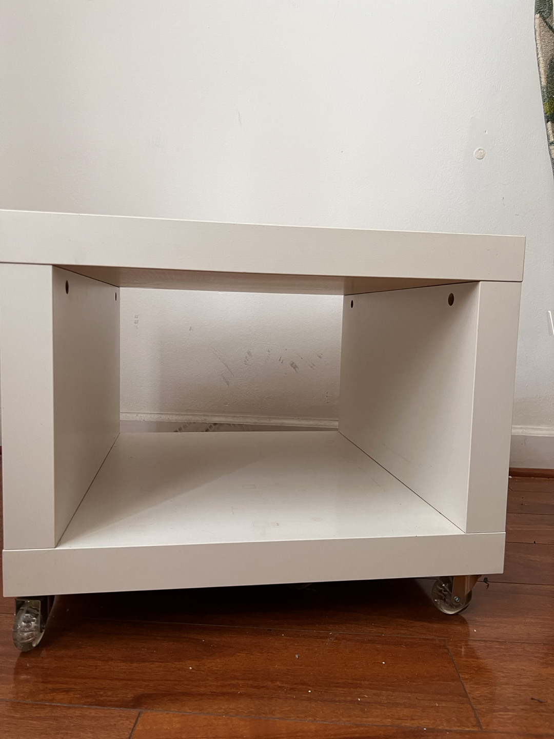 IKEA white side table with wheels - photo 3