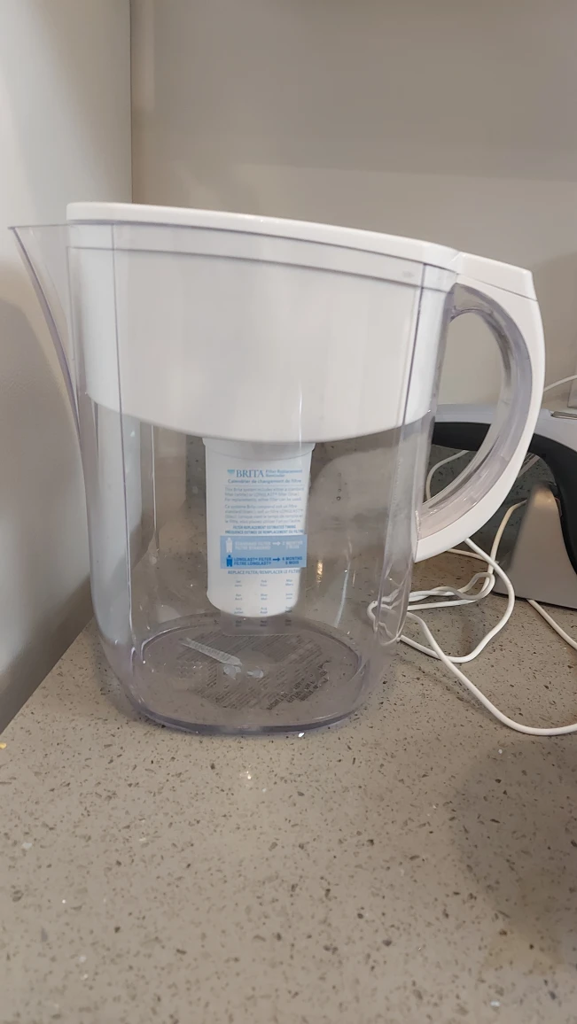 Brita Water Filter (10 cups)