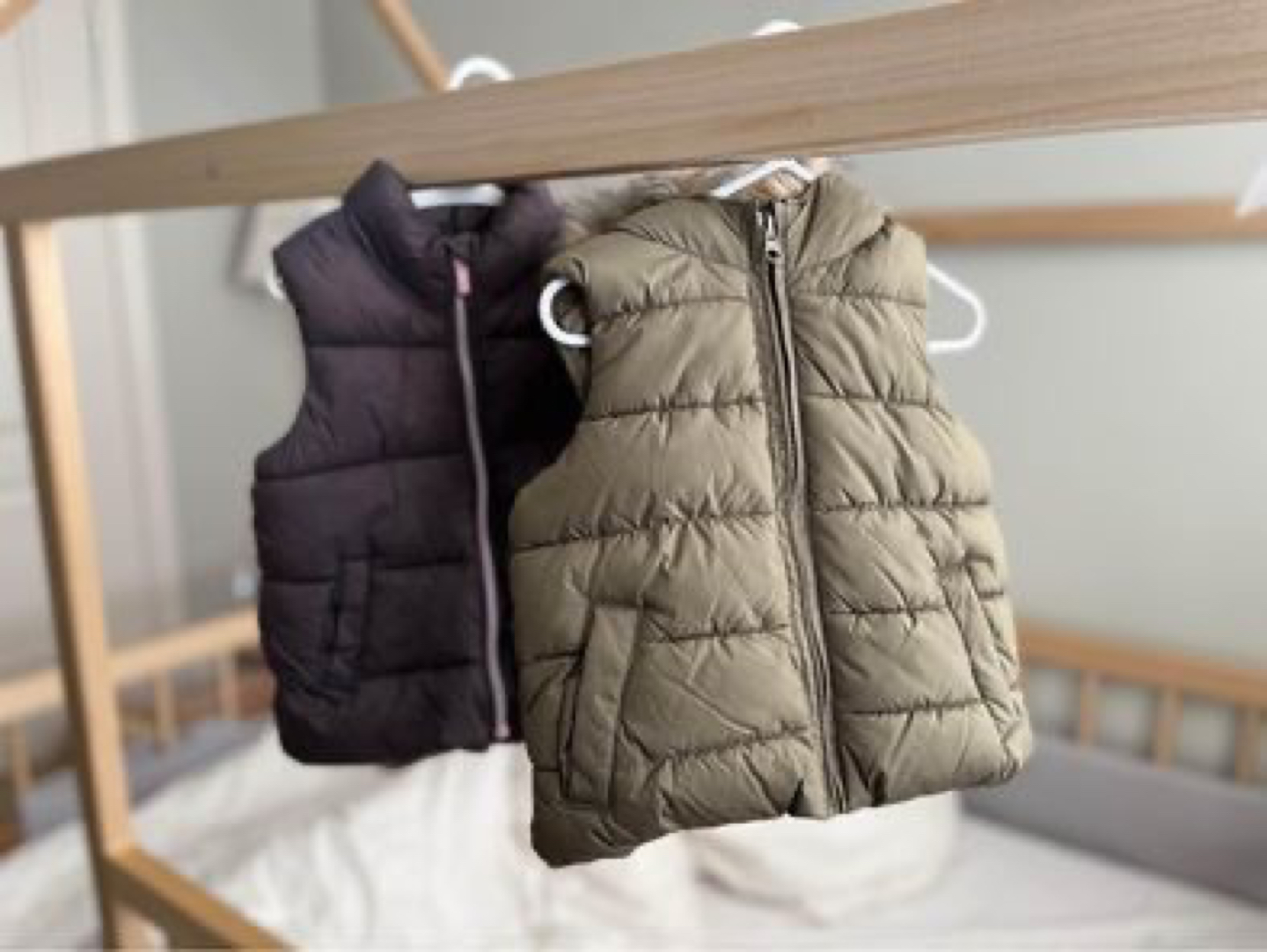 TODDLER GREEN VEST WITH FAUX FUR (Size 2T) thumbnail