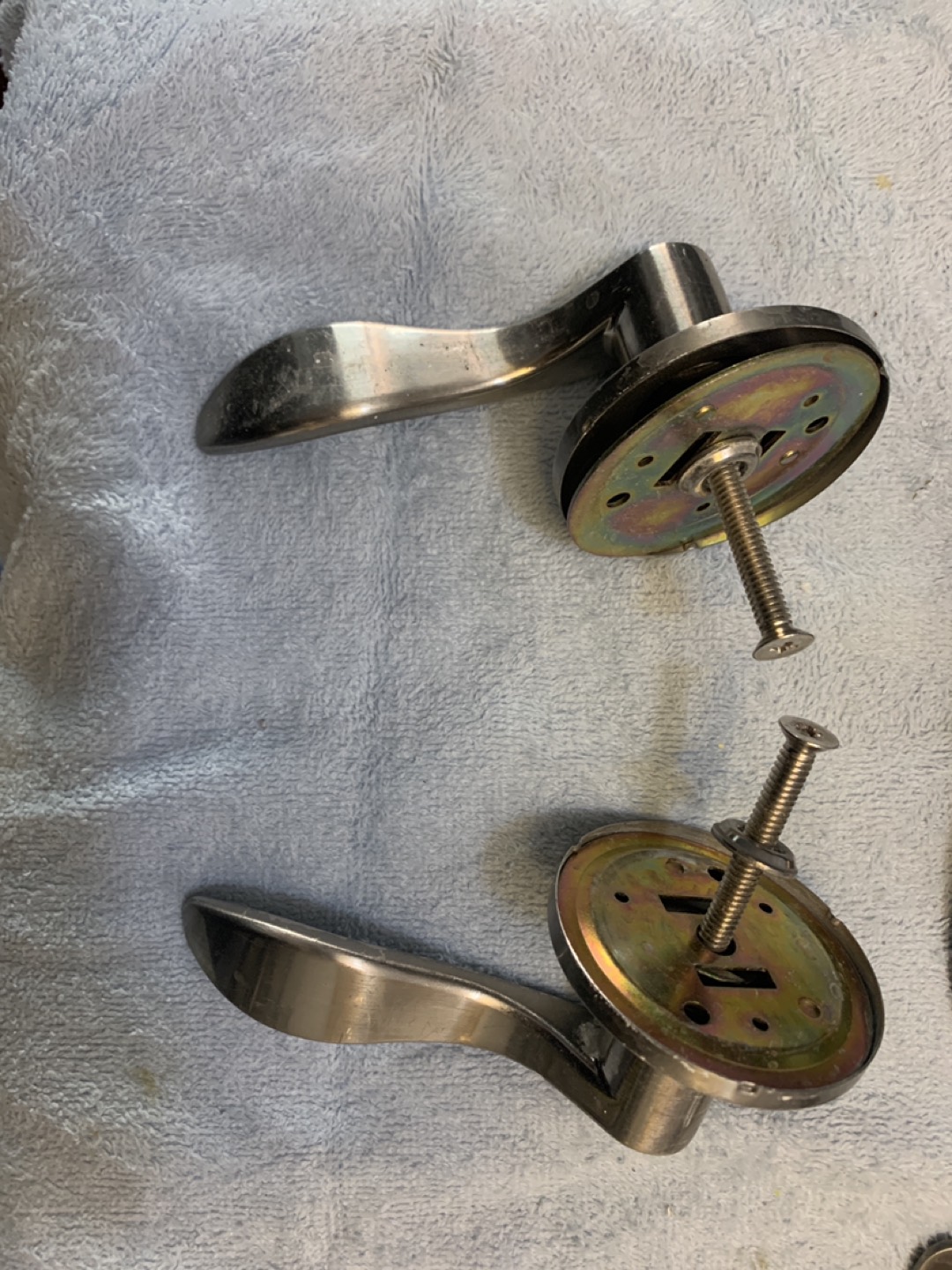 Various Doorknobs and handles For sale w/o plates - photo 5