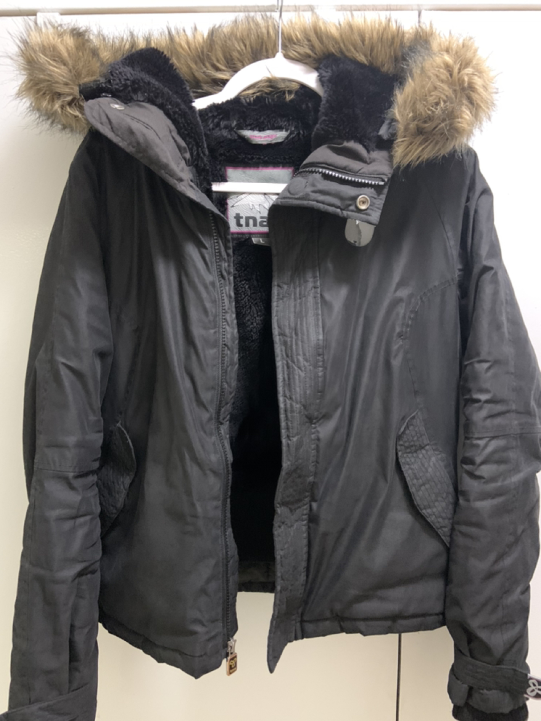 ARITZIA TNA Winter JACKET