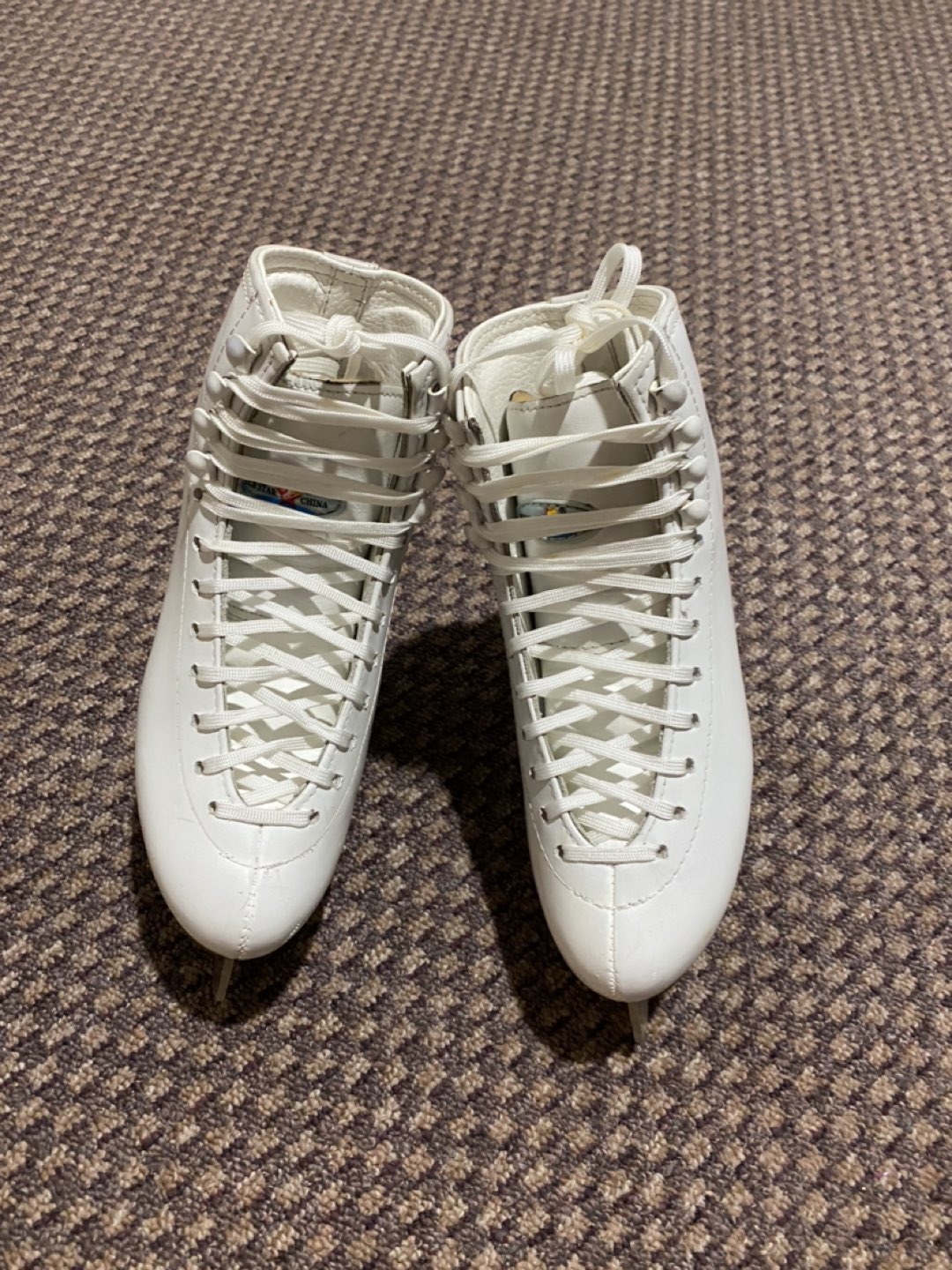 Skate shoes (Kid’s size 9)
