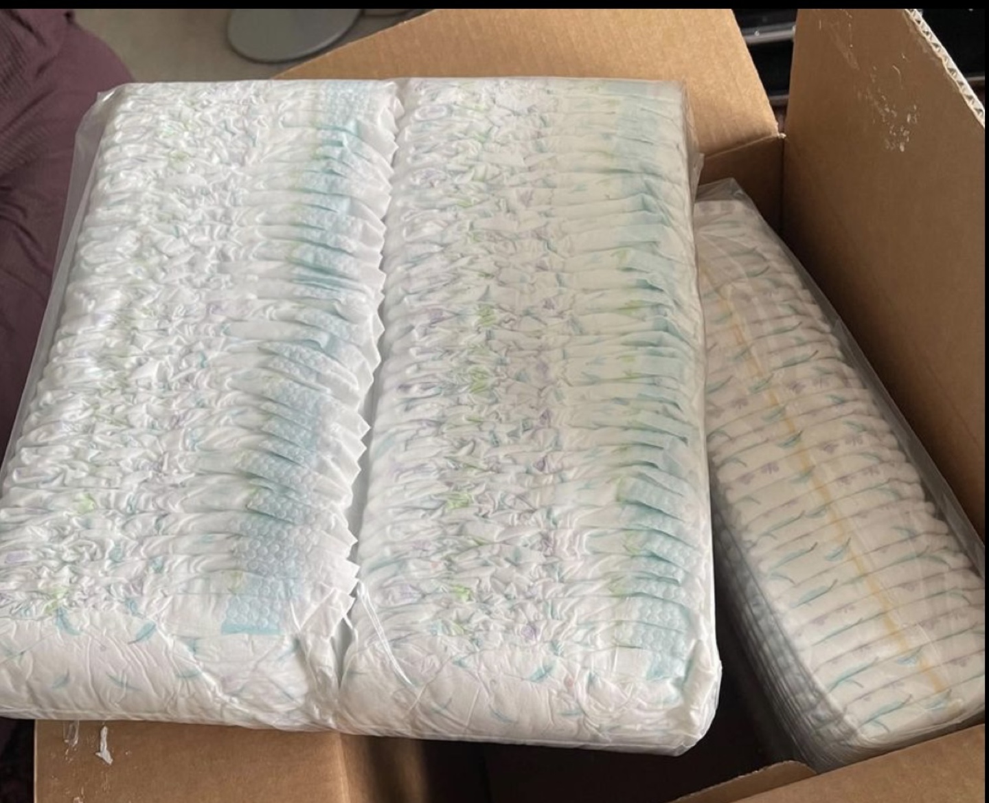 KIRKLAND diaper size 1 thumbnail