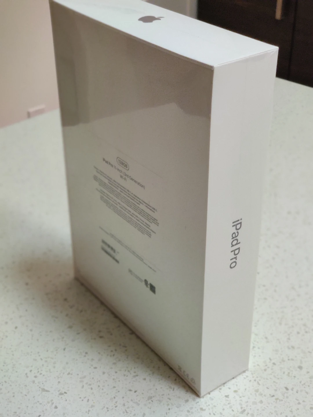 iPad  pro 11 3th gen (newest with m1 CPU) brand new unopened - photo 2