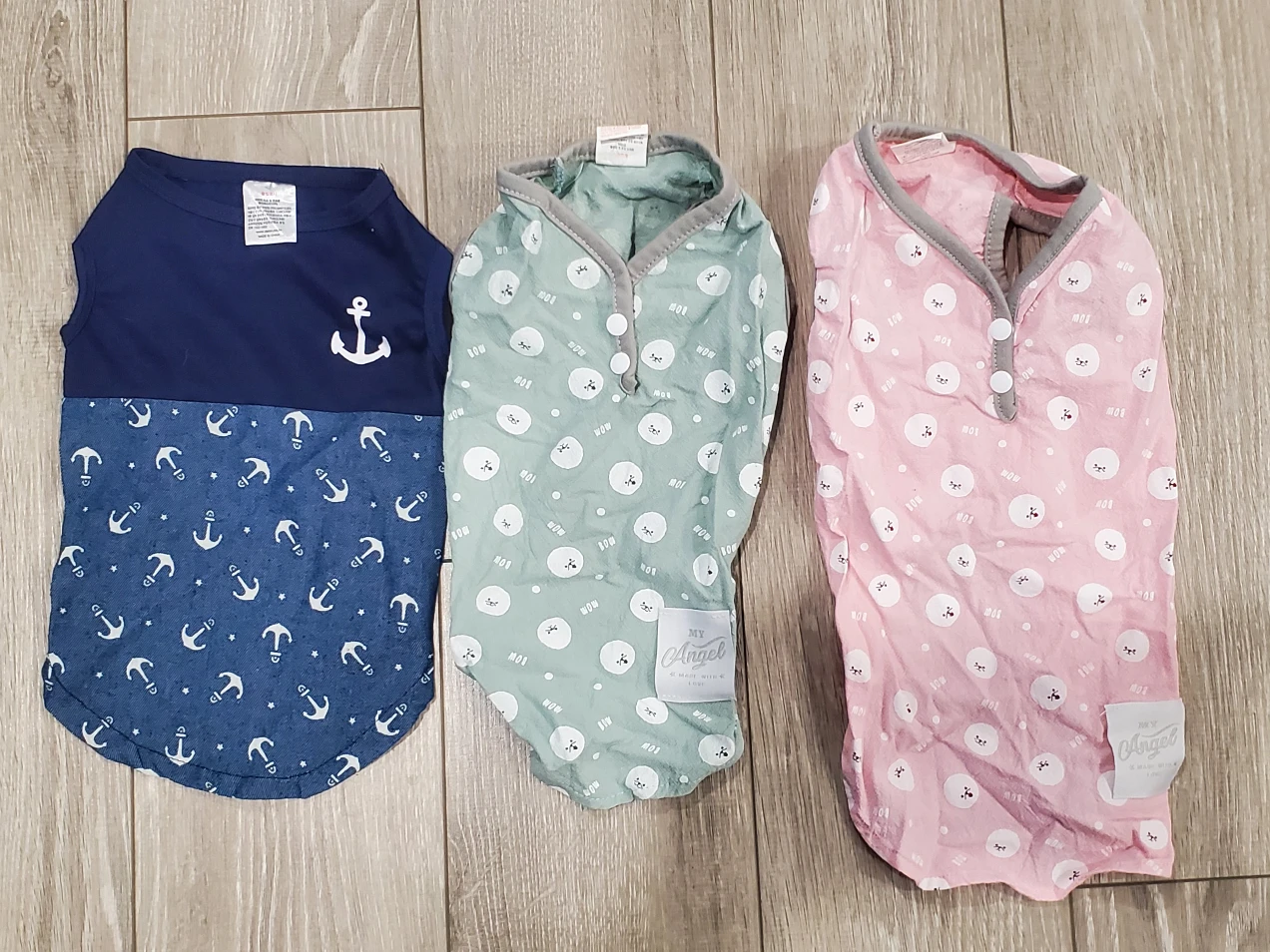 Dog clothes for free ( x-small - small size) thumbnail