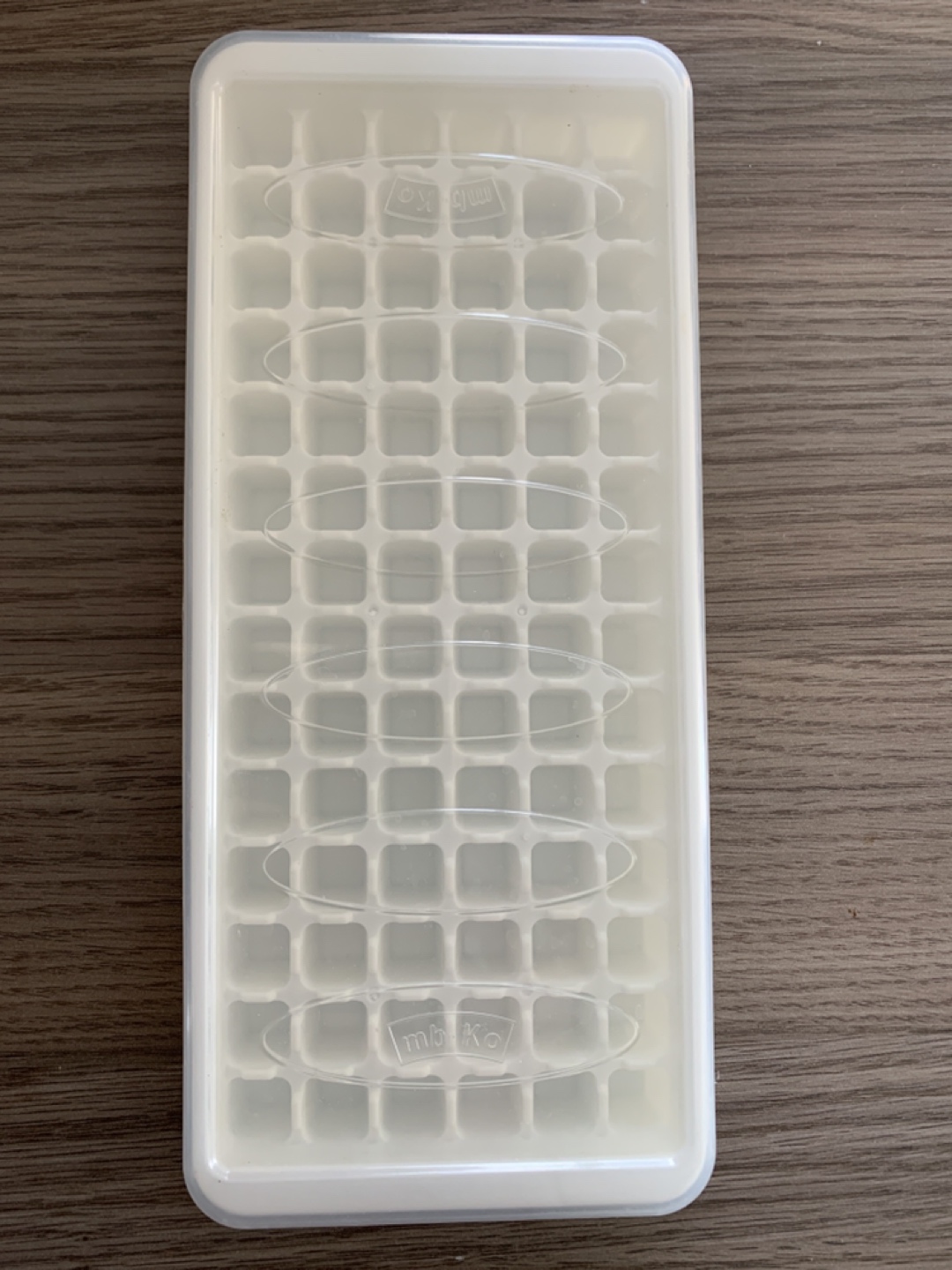 Ice cube tray thumbnail